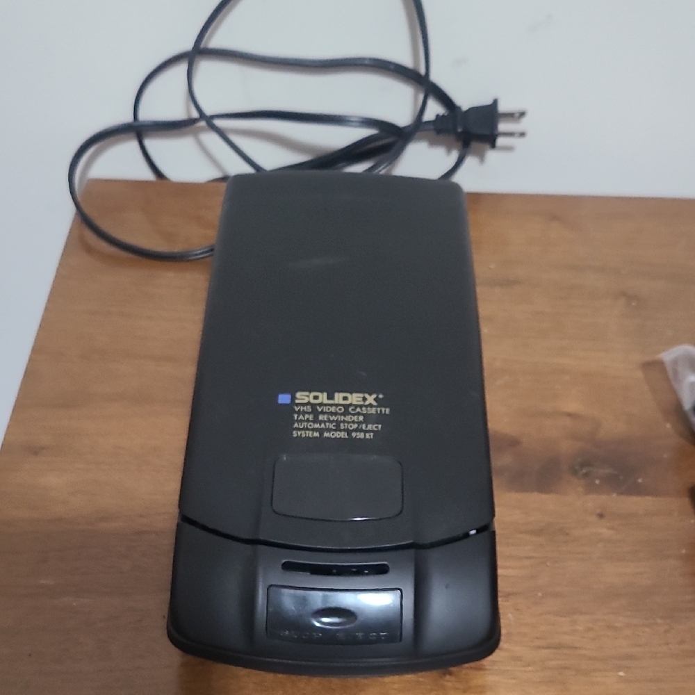 Solidex VHS Video Cassette Tape Rewinder Automatic Movies 958 XT Works Tested